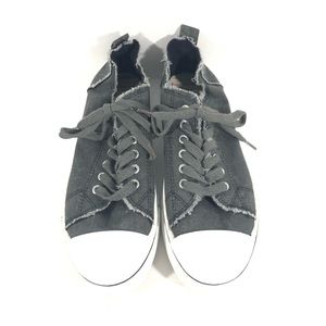 Maurices Kacey Gray Sneaker Raw Hem Sz 9 M